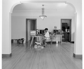 J Dilla - Behind The Beat Poster ()